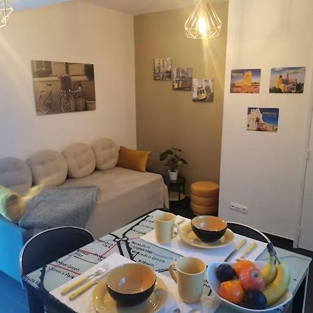 Appartamento Enjoy Lisboa! - Near Metro Amadora Esterno foto